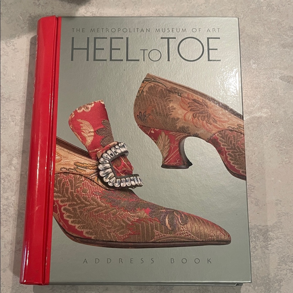 The Metropolitan Museum of Art Heel to Toe Address Book
